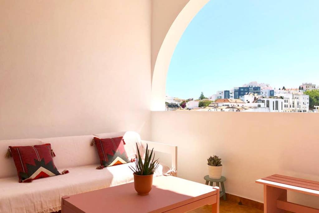 Oldtown Great Terrasse & Rooftop Apartment